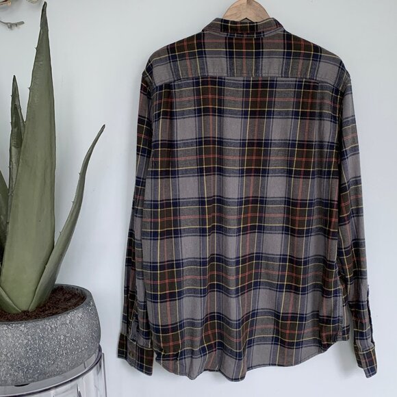 Old Navy Regular-Fit Built-In Flex Plaid Flannel Shirt XL - Picture 5 of 5